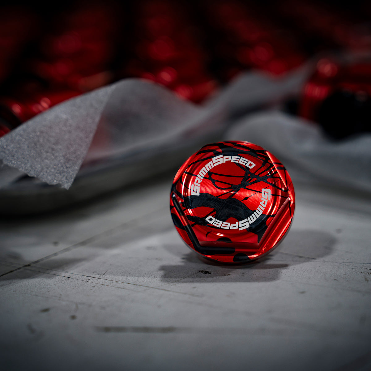 GrimmSpeed V2 Bolt Oil Cap - Splatter Red & Black - Subaru Universal