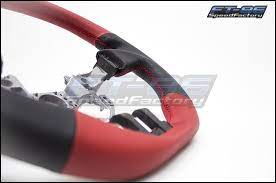 Toms Red/Black leather steering wheel,