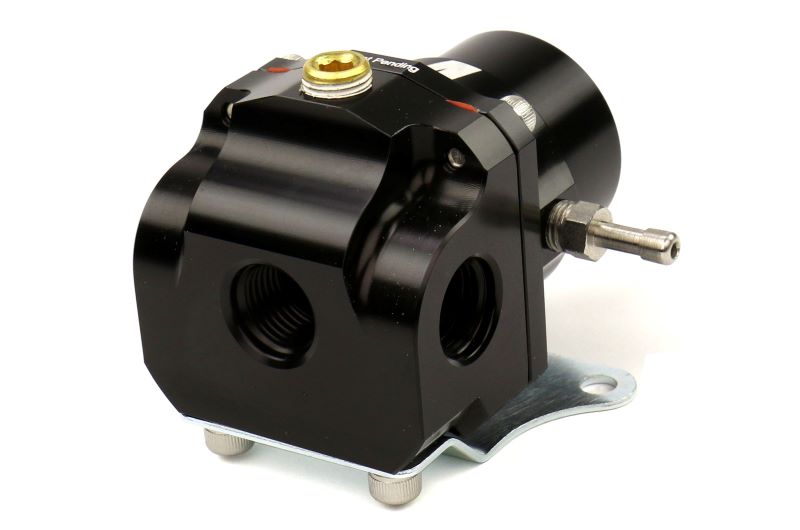 AER13138 Aeromotive A1000 Adjustable Fuel Regulator,